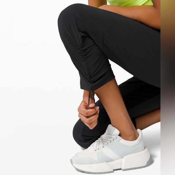 Lululemon Beyond the Studio Crop black stripe 2 - Picture 3 of 9